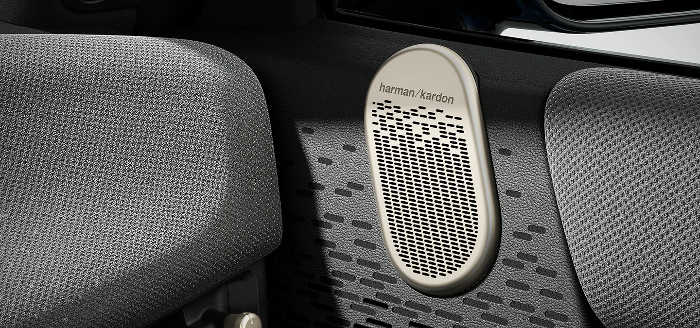 mini-J01-BEV-gallery-sound-wide