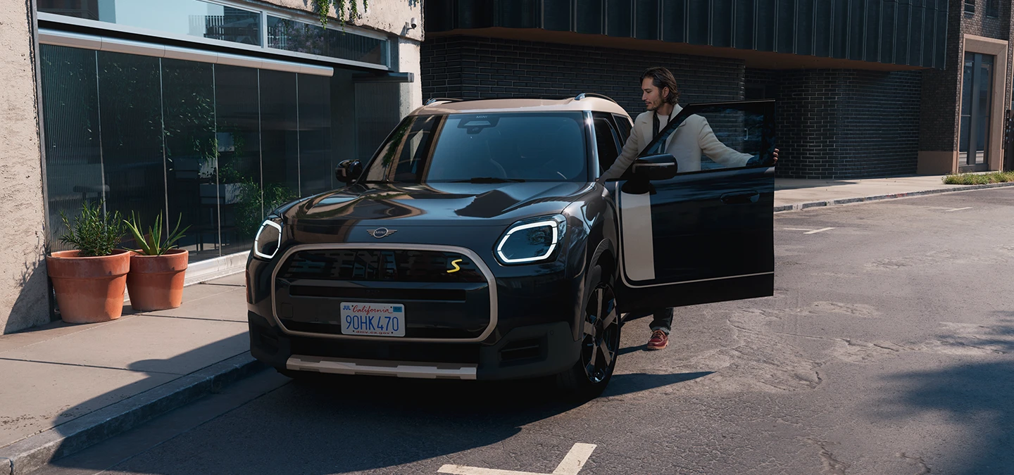 mini-U25-BEV-gallery-front-wide